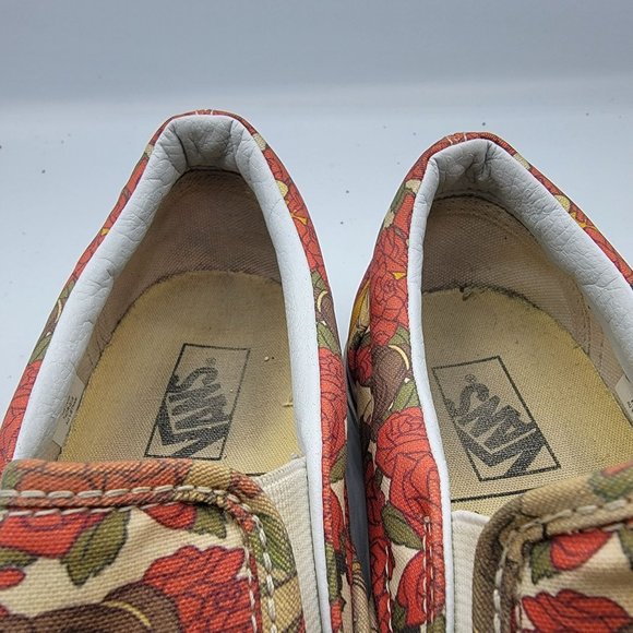 Vans Disney Beauty and The Beast Belle Rose Womens Slip On Skate Shoes Size 8.5 - Picture 11 of 12